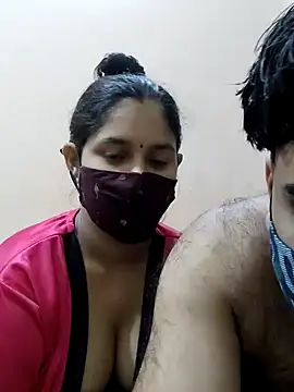 Snapshot of IND_COUPLE1 chatting on December 2024 03:12:02 PM IND COUPLE1 online show from December 2024 03:12:02 PM