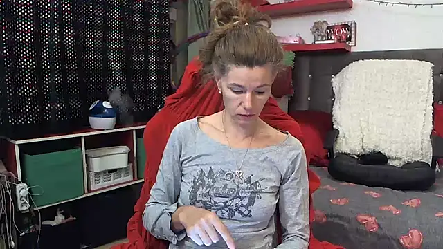 kellyterapy online show from January 2025 05:19:01 PM