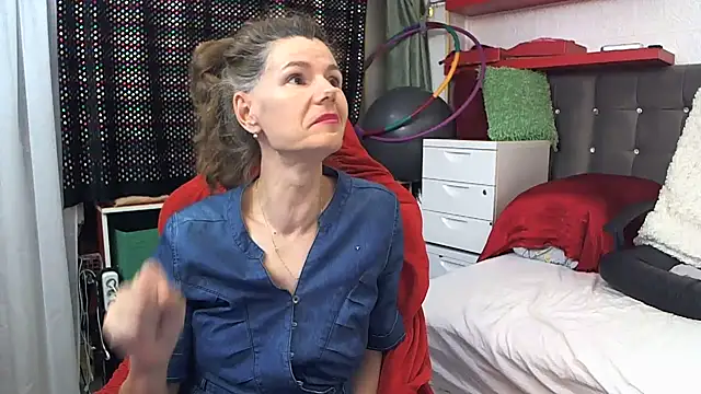 kellyterapy online show from February 2025 07:42:01 PM