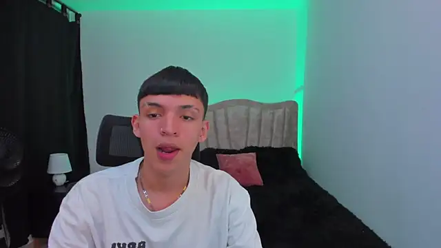 Juan Nd Steven online show from September 2025 04:27:01 AM