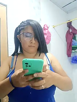 Snapshot of _Angelinaandrade_ chatting on November 2025 02:11:01 AM Angelinaandrade online show from November 2025 02:11:01 AM