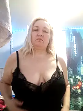 HelenaGlossX online show from December 2024 04:40:01 PM
