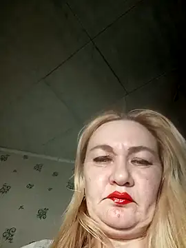 HelenaGlossX online show from December 2024 12:08:02 PM