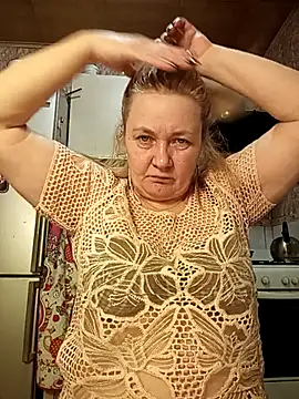 HelenaGlossX online show from February 2025 04:25:01 PM