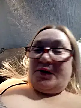 HelenaGlossX online show from February 2025 01:24:01 AM