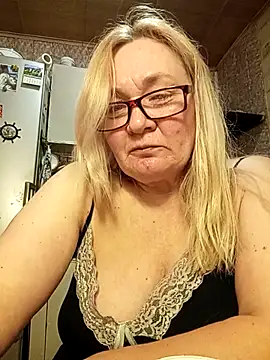 HelenaGlossX online show from March 2025 05:33:01 PM