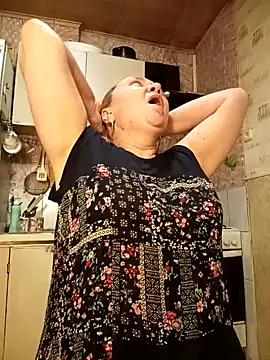 HelenaGlossX online show from March 2025 05:18:02 PM