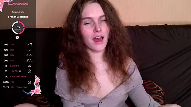 Snapshot of Jenna_Sativa chatting on January 2025 06:49:01 PM Jenna Sativa online show from January 2025 06:49:01 PM