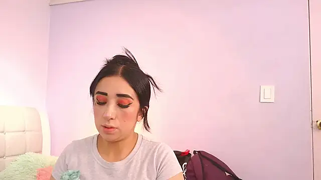 Snapshot of kaory_azumi chatting on October 2025 06:19:01 PM kaory azumi online show from October 2025 06:19:01 PM