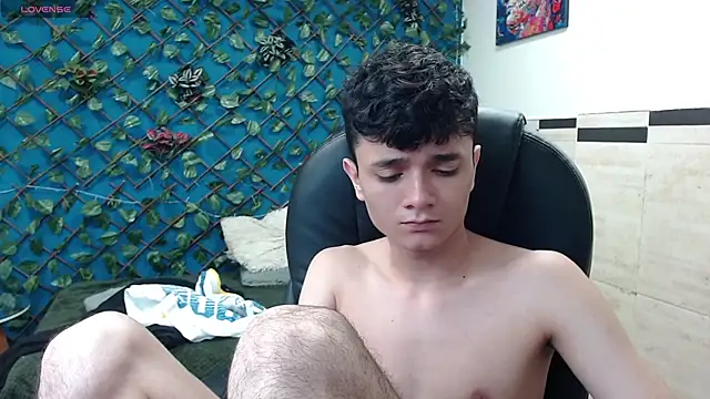 Waturox online show from December 2024 10:24:02 PM
