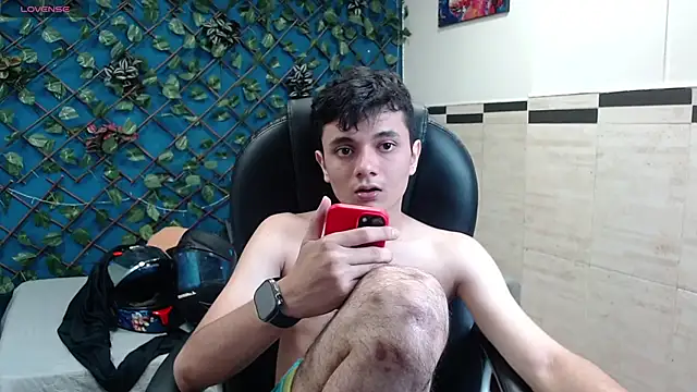 Waturox online show from October 2025 07:44:02 PM