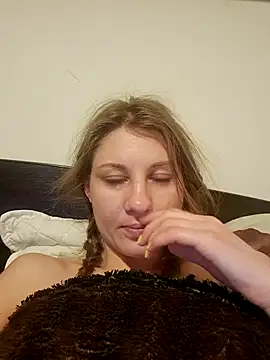 Snapshot of KimySandy chatting on February 2025 03:24:02 AM KimySandy online show from February 2025 03:24:02 AM