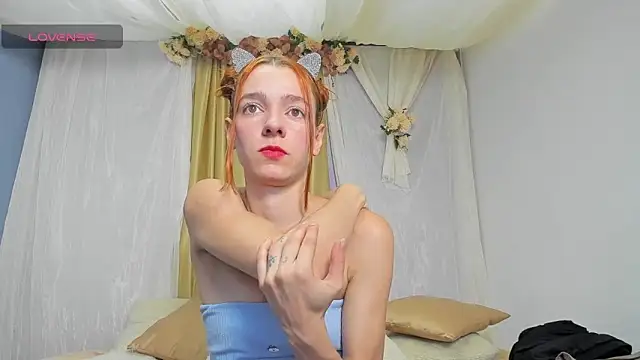 salomee star  online show from October 2025 07:01:02 PM