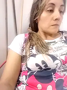 Isabel23zr online show from February 2025 02:04:01 AM