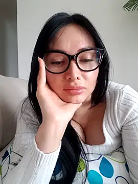  monicab online show from March 2025 08:10:02 PM