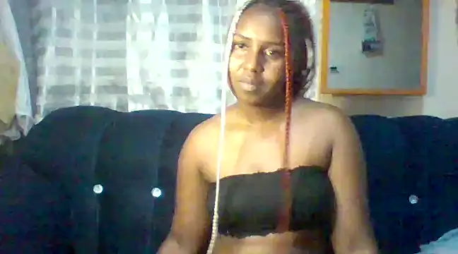 Snapshot of Sexxycheeks- chatting on December 2024 09:33:01 PM Sexxycheeks- online show from December 2024 09:33:01 PM