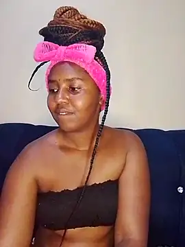 Snapshot of Sexxycheeks- chatting on February 2025 12:03:01 AM Sexxycheeks- online show from February 2025 12:03:01 AM