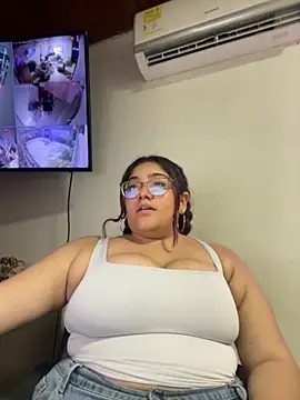 Snapshot of KathyGonzalez chatting on September 2025 07:50:02 PM KathyGonzalez online show from September 2025 07:50:02 PM