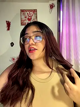 Snapshot of KathyGonzalez chatting on October 2025 11:35:01 AM KathyGonzalez online show from October 2025 11:35:01 AM