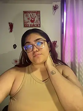 Snapshot of KathyGonzalez chatting on October 2025 11:55:01 AM KathyGonzalez online show from October 2025 11:55:01 AM