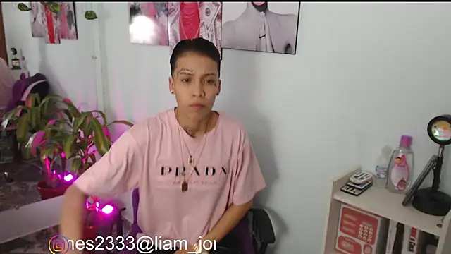 Jonesliam23 online show from February 2025 11:02:01 PM