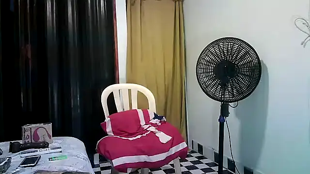 kimmiemm online show from December 2024 04:33:02 AM
