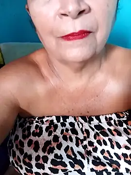 Snapshot of naysi chatting on October 2025 03:45:01 PM naysi online show from October 2025 03:45:01 PM