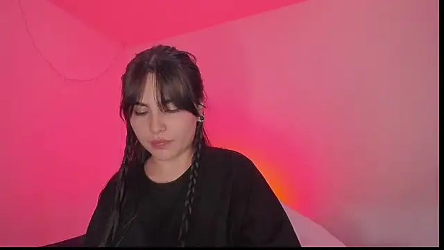 sol  angel online show from February 2025 03:23:02 AM