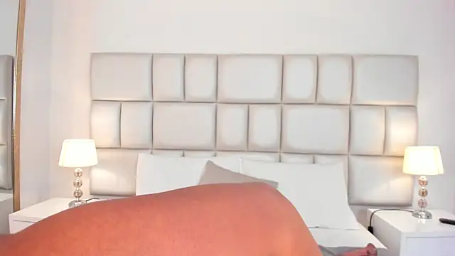 Snapshot of DojaAissha chatting on January 2025 03:33:02 AM DojaAissha online show from January 2025 03:33:02 AM