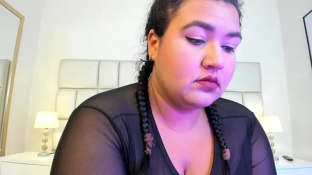 Snapshot of DojaAissha chatting on February 2025 03:30:02 AM DojaAissha online show from February 2025 03:30:02 AM