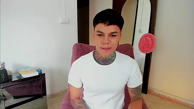 Jordyrodriiguez online show from October 2025 03:36:01 PM