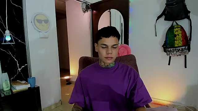 Jordyrodriiguez online show from November 2025 01:44:01 AM