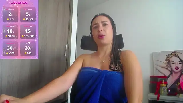 Shantalhotx69 online show from January 2025 12:07:01 PM