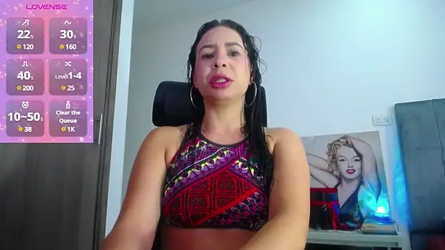 Shantalhotx69 online show from March 2025 12:09:01 PM