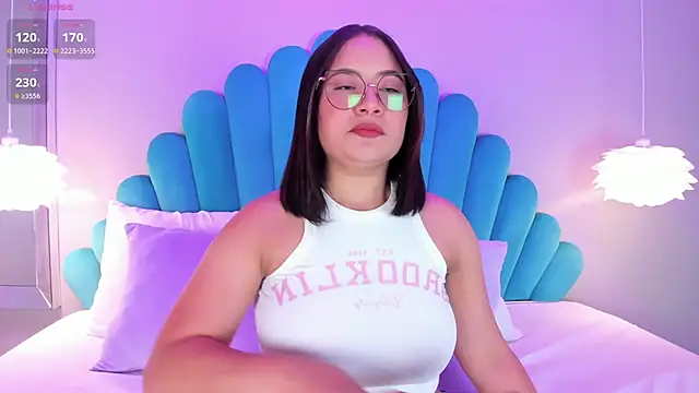 Snapshot of HannaKarson chatting on February 2025 11:38:02 AM HannaKarson online show from February 2025 11:38:02 AM