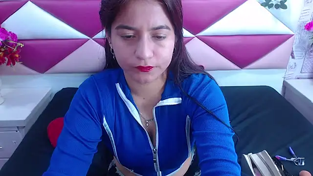 MariaClay online show from February 2025 11:53:01 AM