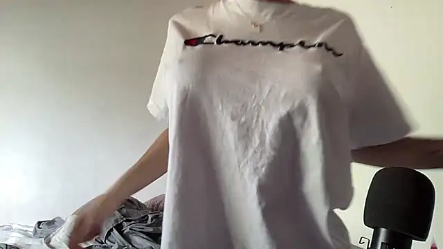 Lolykush online show from October 2025 04:15:02 PM