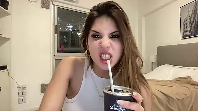 Lolykush online show from October 2025 10:33:01 PM