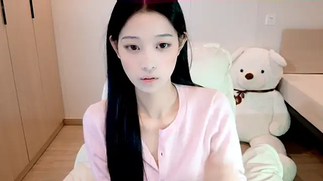 Snapshot of Xueb_J chatting on September 2025 09:00:02 AM Xueb J online show from September 2025 09:00:02 AM