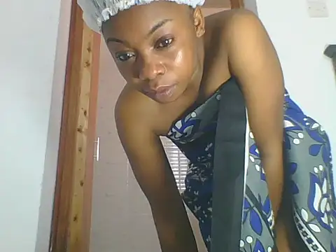 PrettyPrincess14 online show from February 2025 05:01:01 AM
