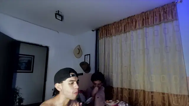 sweet tippot online show from January 2025 06:03:01 AM