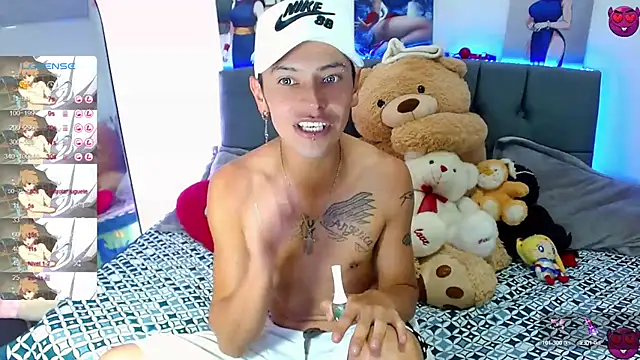  snopyy  online show from February 2025 08:42:01 PM