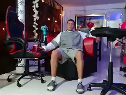 damiam fiery online show from March 2025 04:29:02 AM