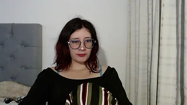 mariana124- online show from January 2025 03:29:02 AM