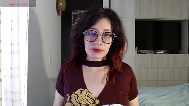mariana124- online show from February 2025 12:40:01 PM