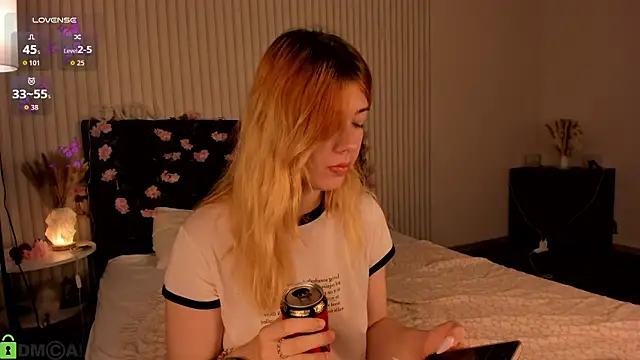 Vanessa Walters online show from September 2025 03:06:02 AM