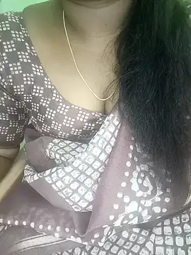 Snapshot of tamil_subha69 chatting on December 2024 01:44:01 PM tamil subha69 online show from December 2024 01:44:01 PM