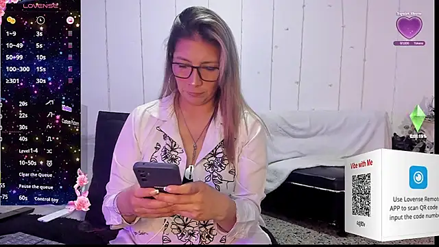 Snapshot of MichelleManson chatting on January 2025 10:16:02 AM MichelleManson online show from January 2025 10:16:02 AM