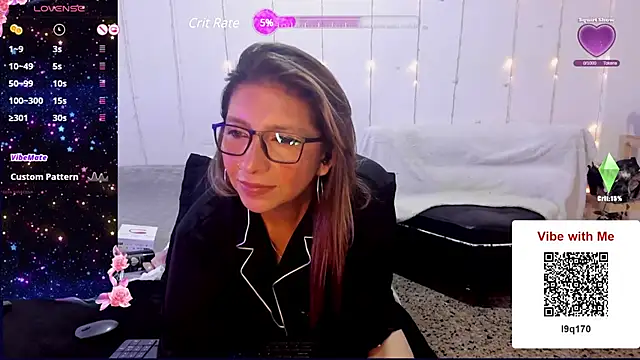 Snapshot of MichelleManson chatting on February 2025 10:06:02 AM MichelleManson online show from February 2025 10:06:02 AM