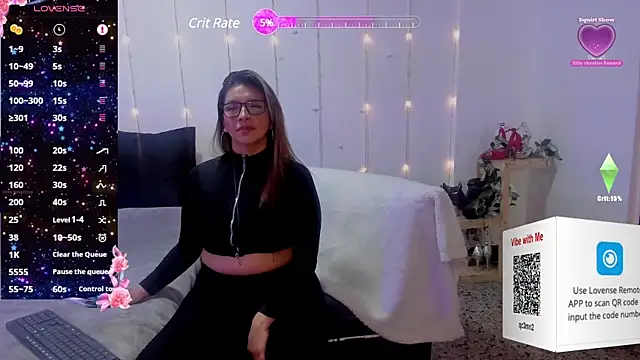 Snapshot of MichelleManson chatting on February 2025 10:41:01 AM MichelleManson online show from February 2025 10:41:01 AM